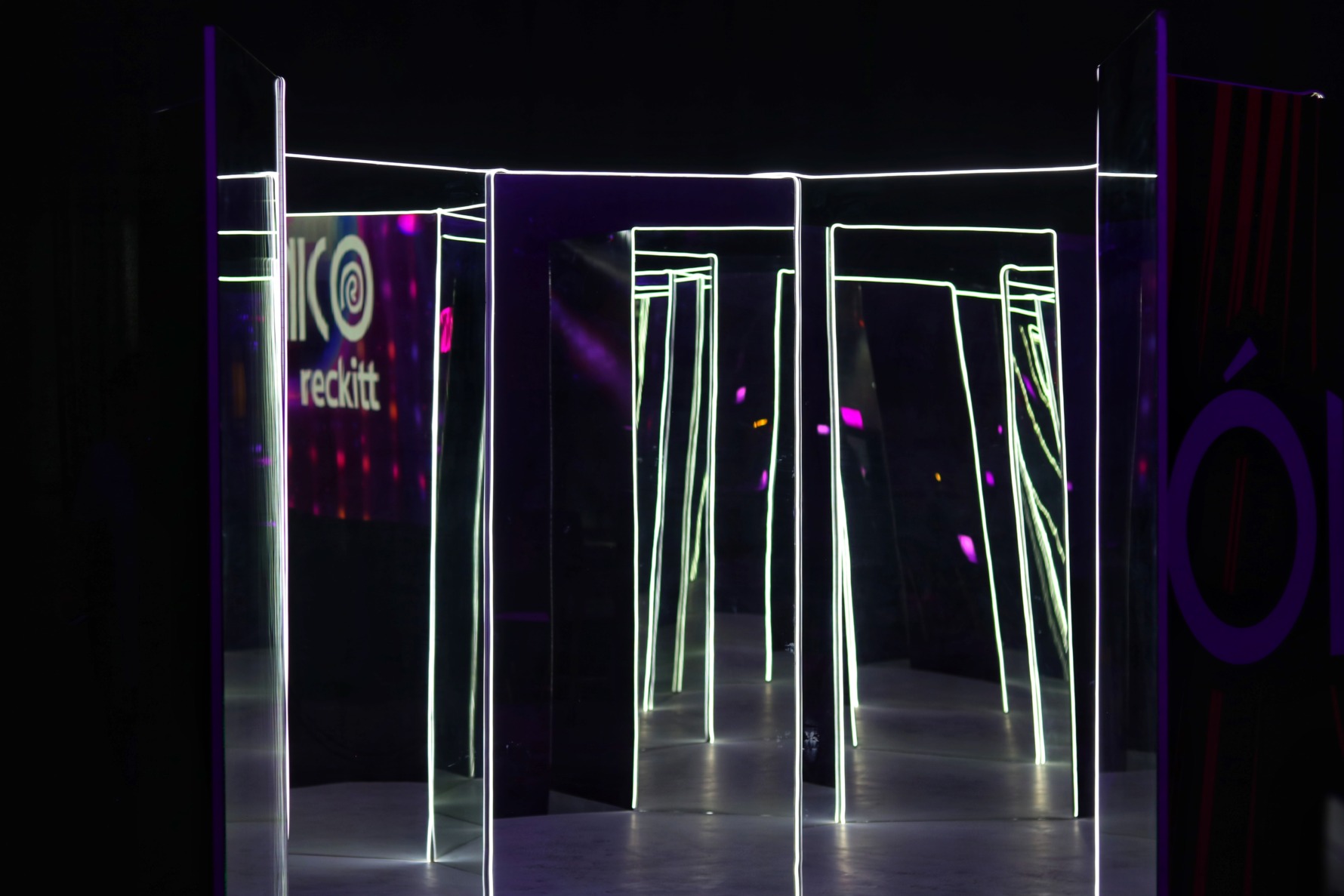 Icónico Reckitt · Fiesta Fin de Año 2024 — imagen 1